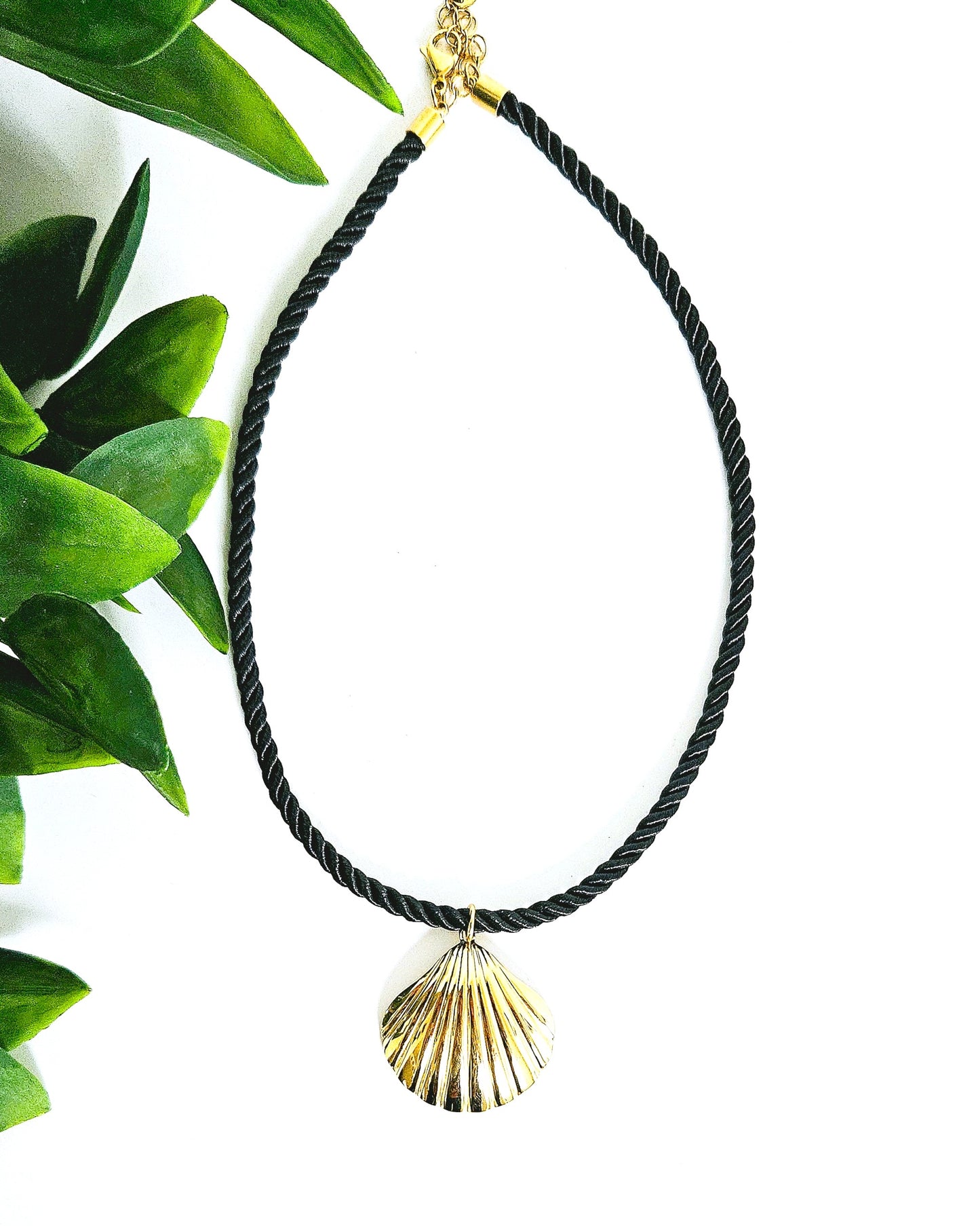 Collier Bardot