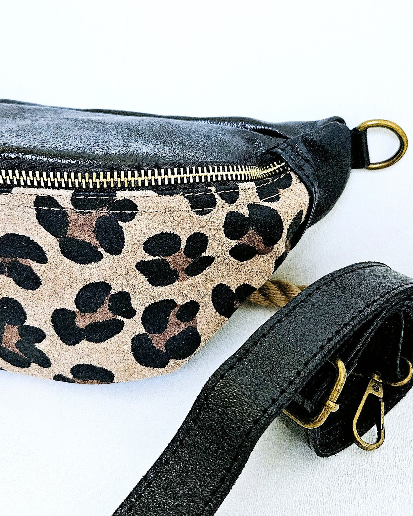 Sac banane Léo noir irisé