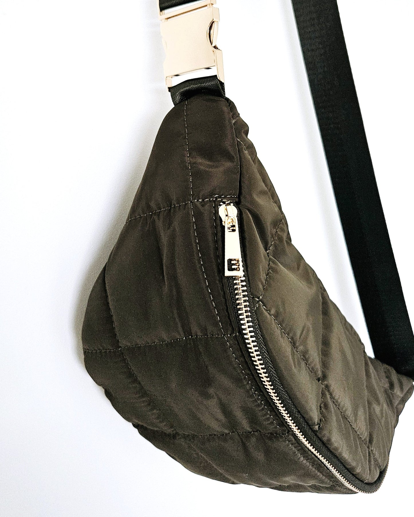 Sac banane matelassé kaki