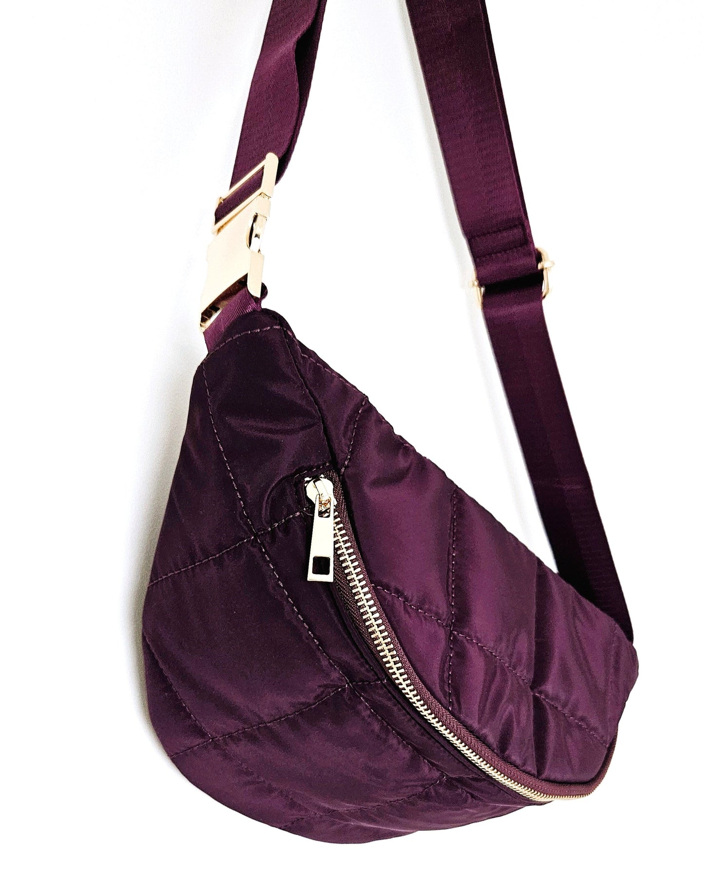 Sac banane matelassé prune