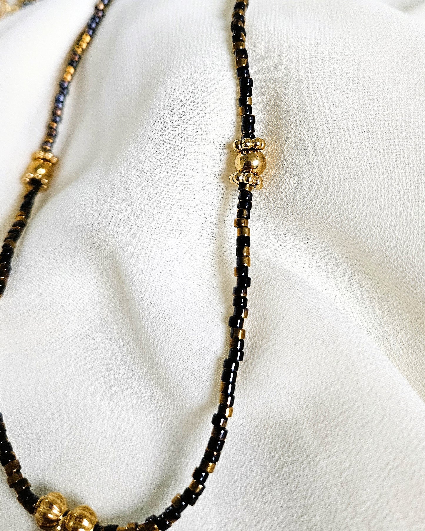 Collier Night hirondelle - création Bahia