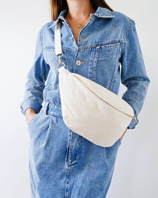 Sac banane Alizée en velours côtelé beige