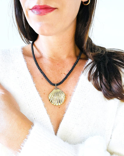 Collier Bardot