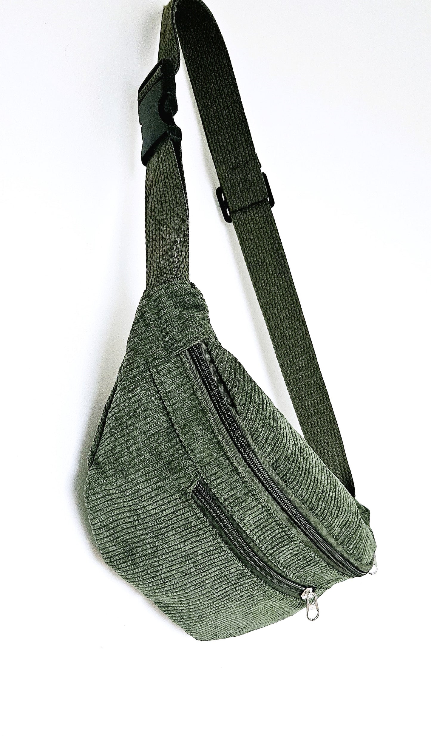 Sac banane Eva en velours côtelé vert kaki