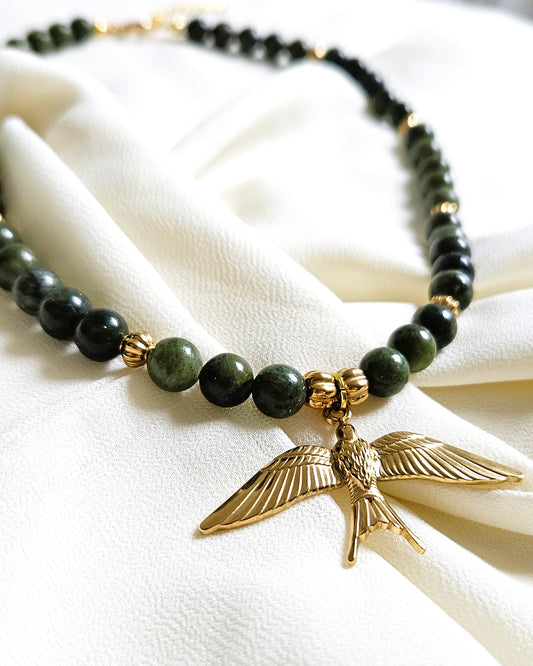 Collier Hirondelle perles de jade - création Bahia