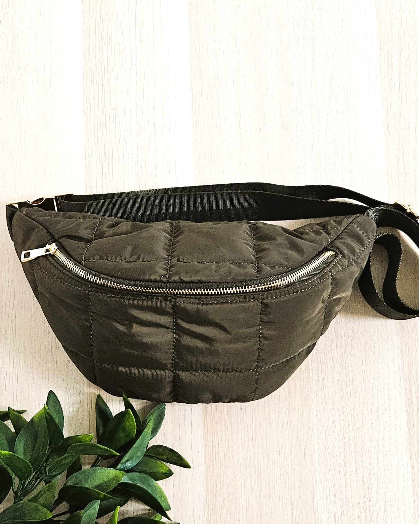 Sac banane matelassé kaki
