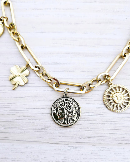 Collier Moon