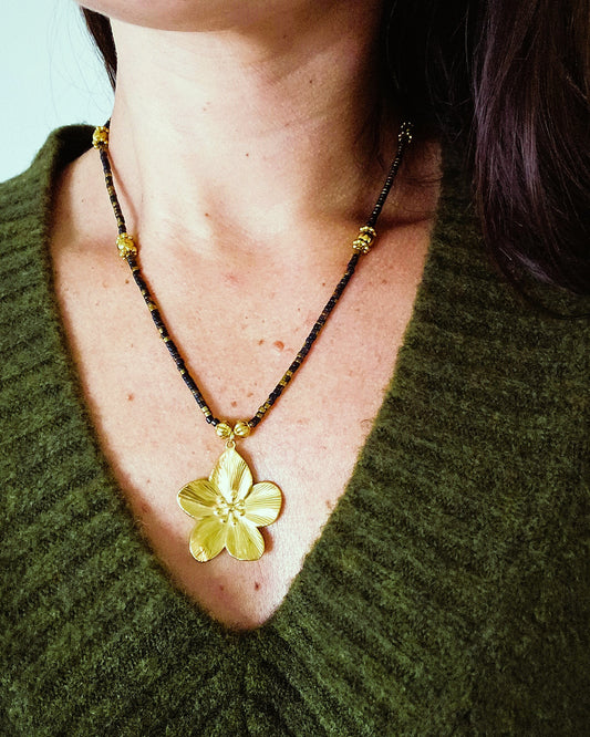 Collier Night fleur - création bahia