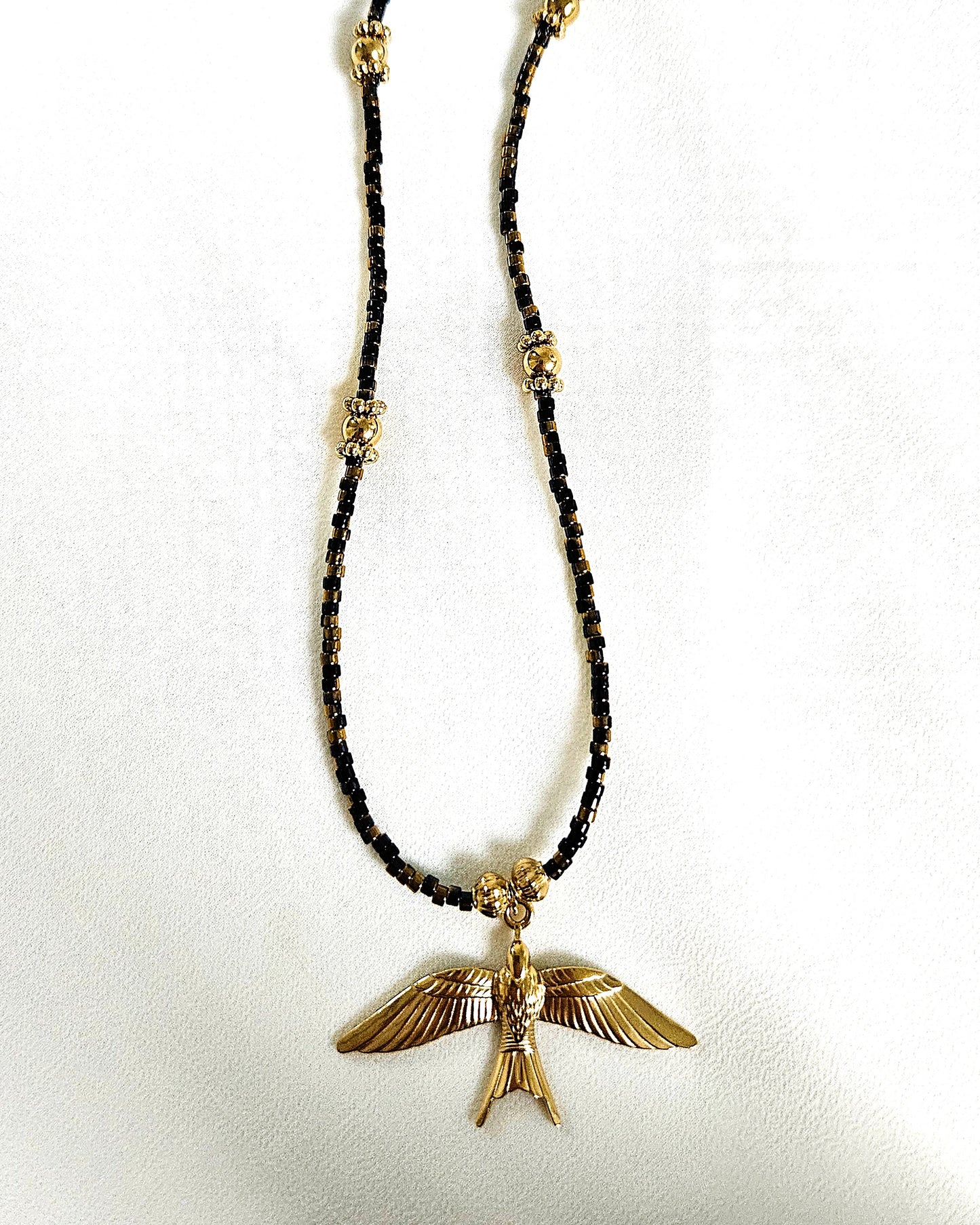 Collier Night hirondelle - création Bahia