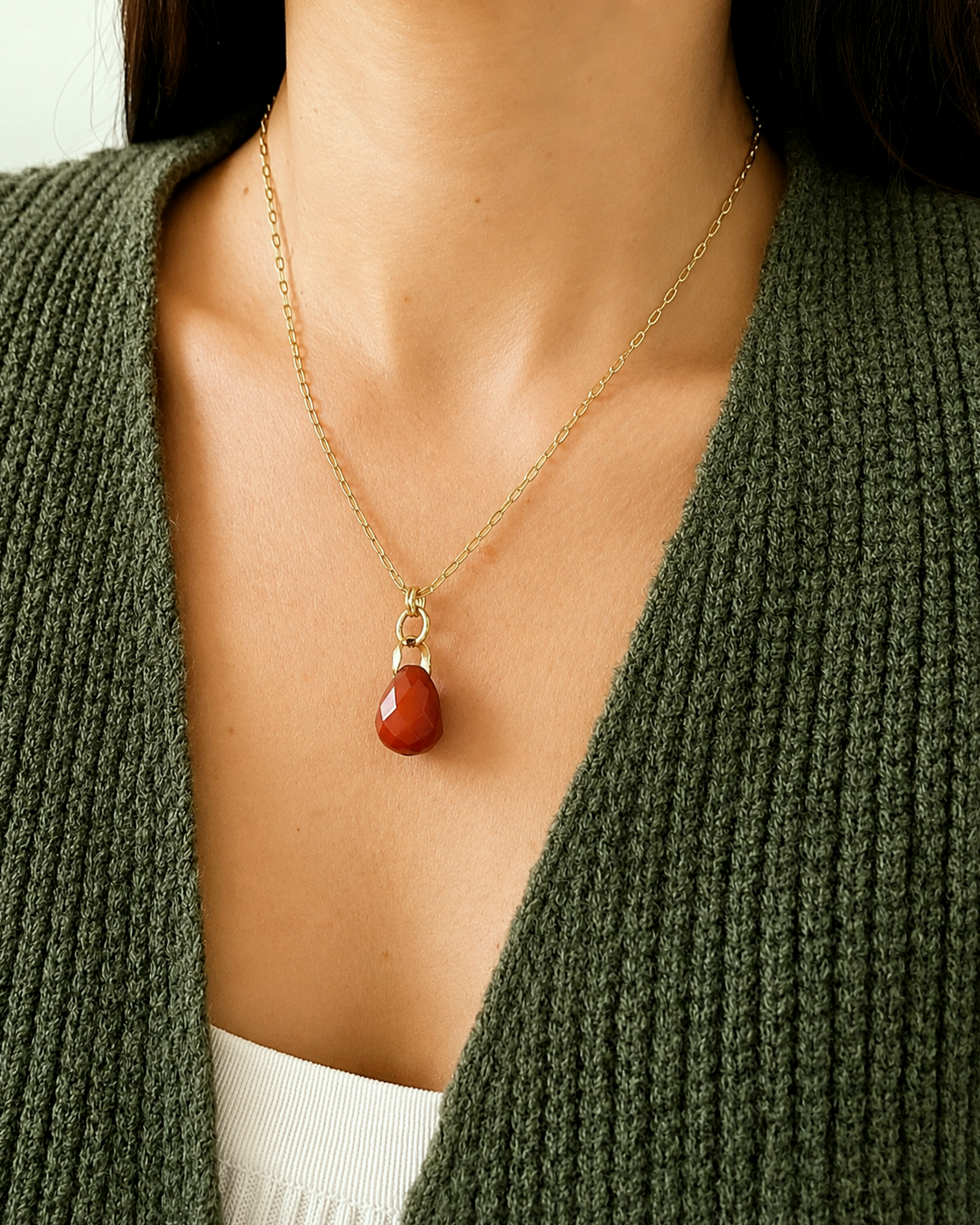 Collier Grenat