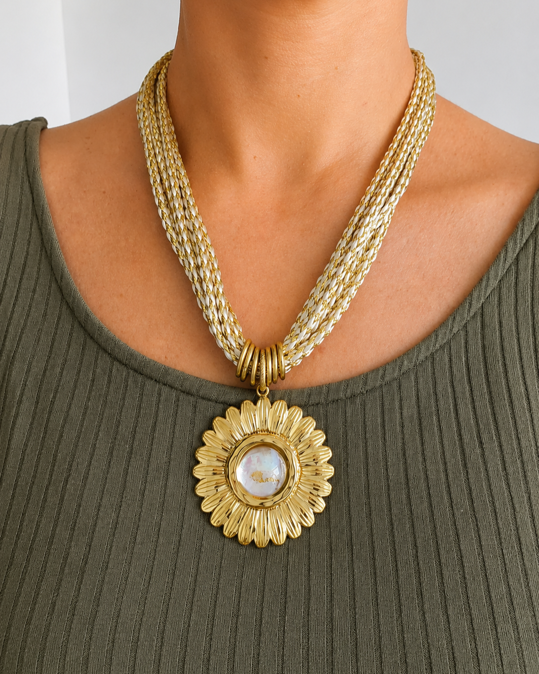 Collier Flora