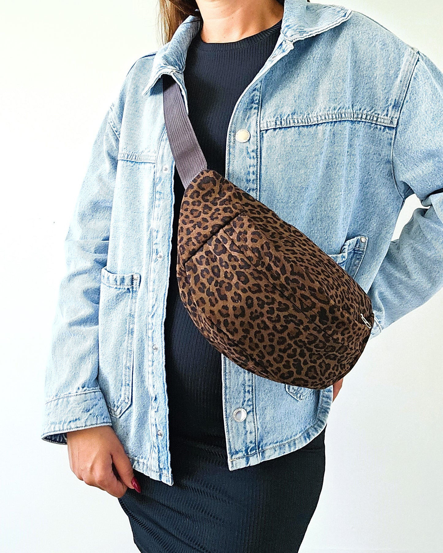 Sac banane Fauve léopard suédé