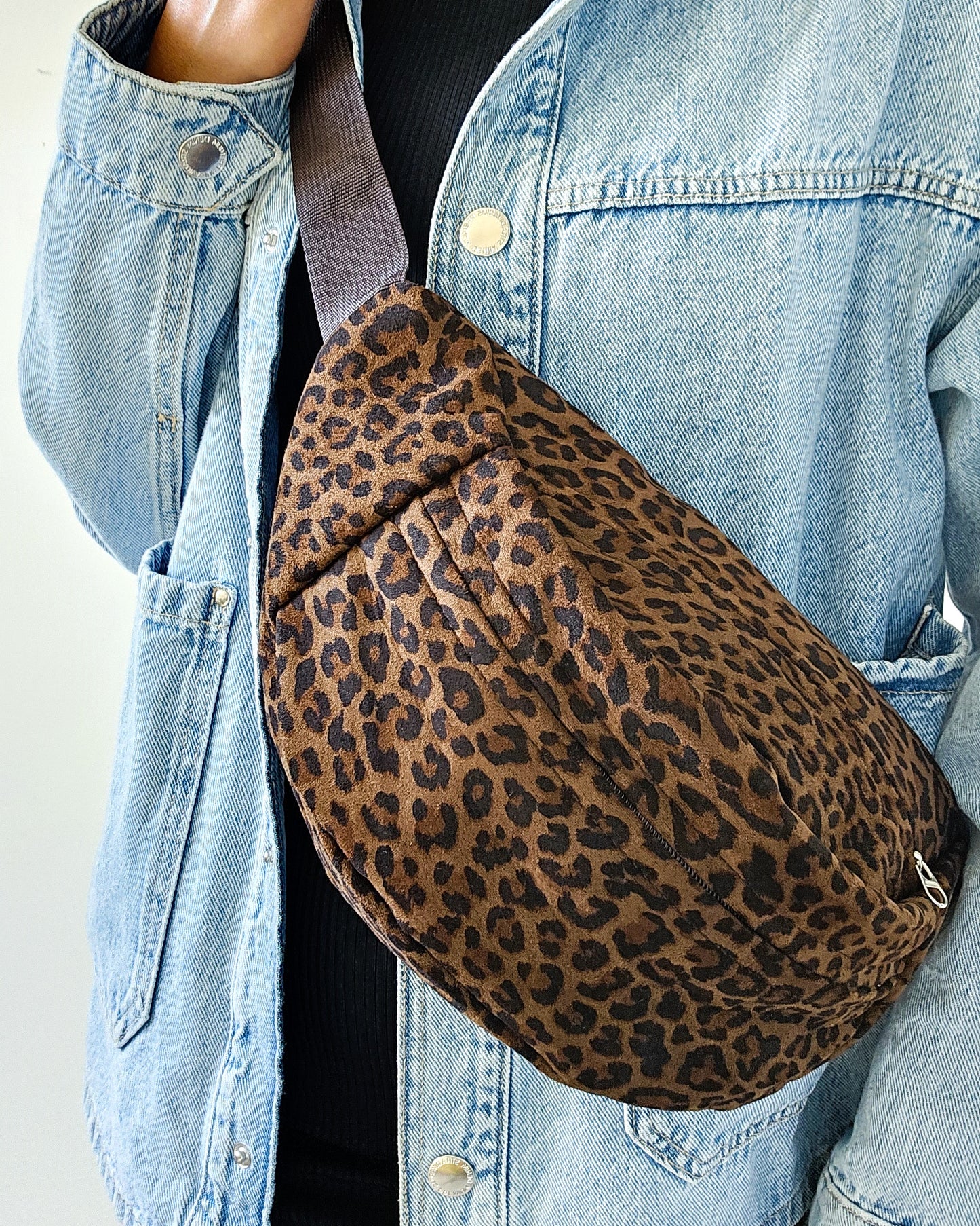Sac banane Fauve léopard suédé