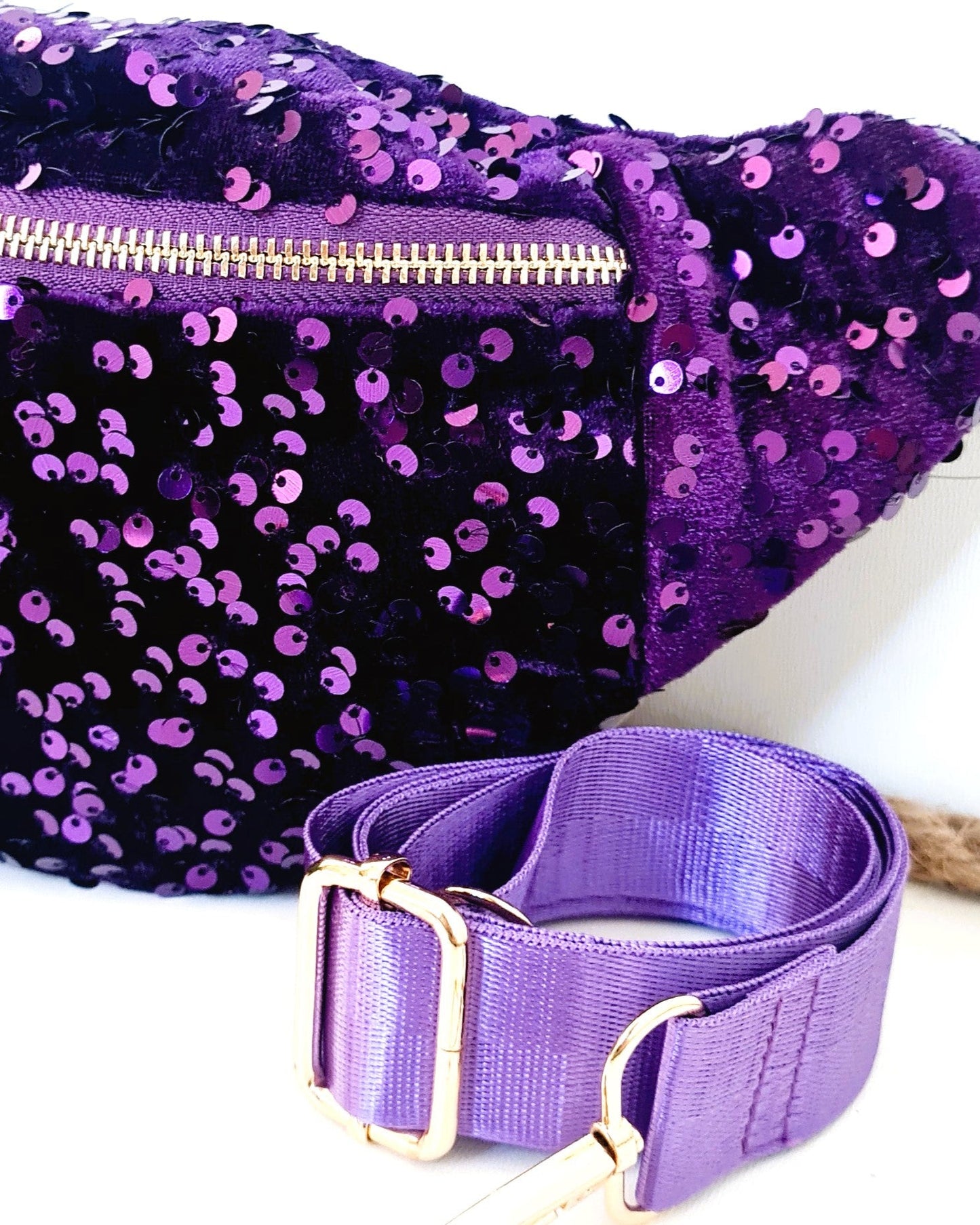 Sac banane sequins violet