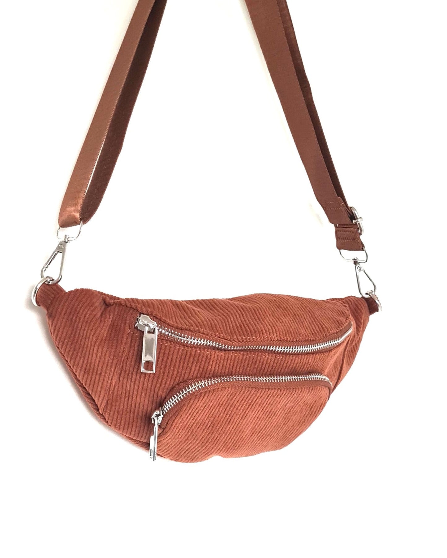 Sac banane Vic en velours côtelé camel